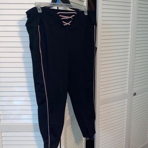 Torrid active leggings size 3